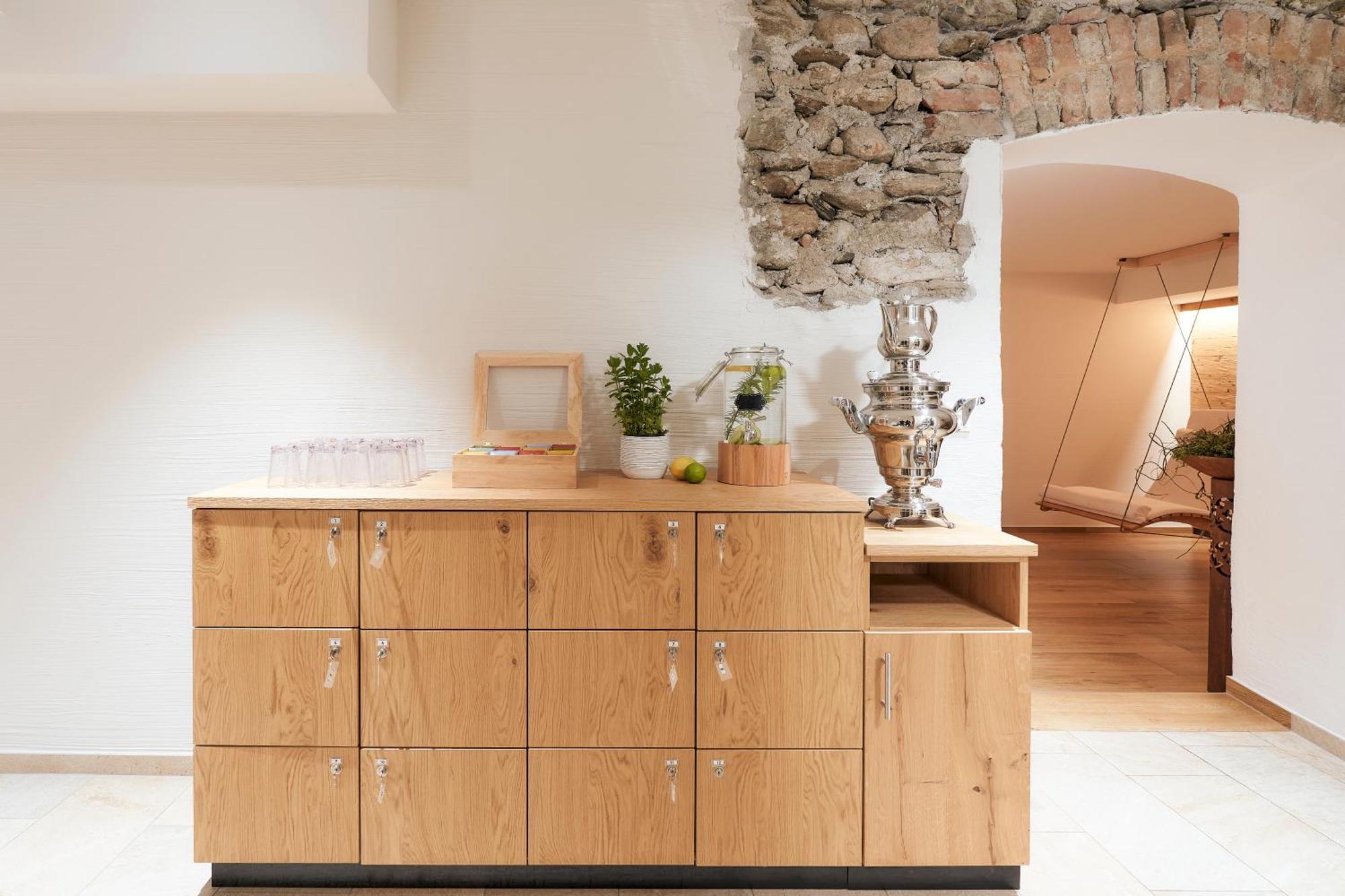 Adler Alpen Apartments 쉬룬즈 외부 사진