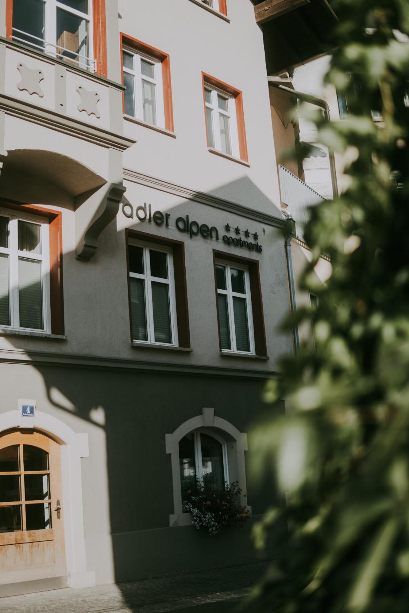 Adler Alpen Apartments 쉬룬즈 외부 사진
