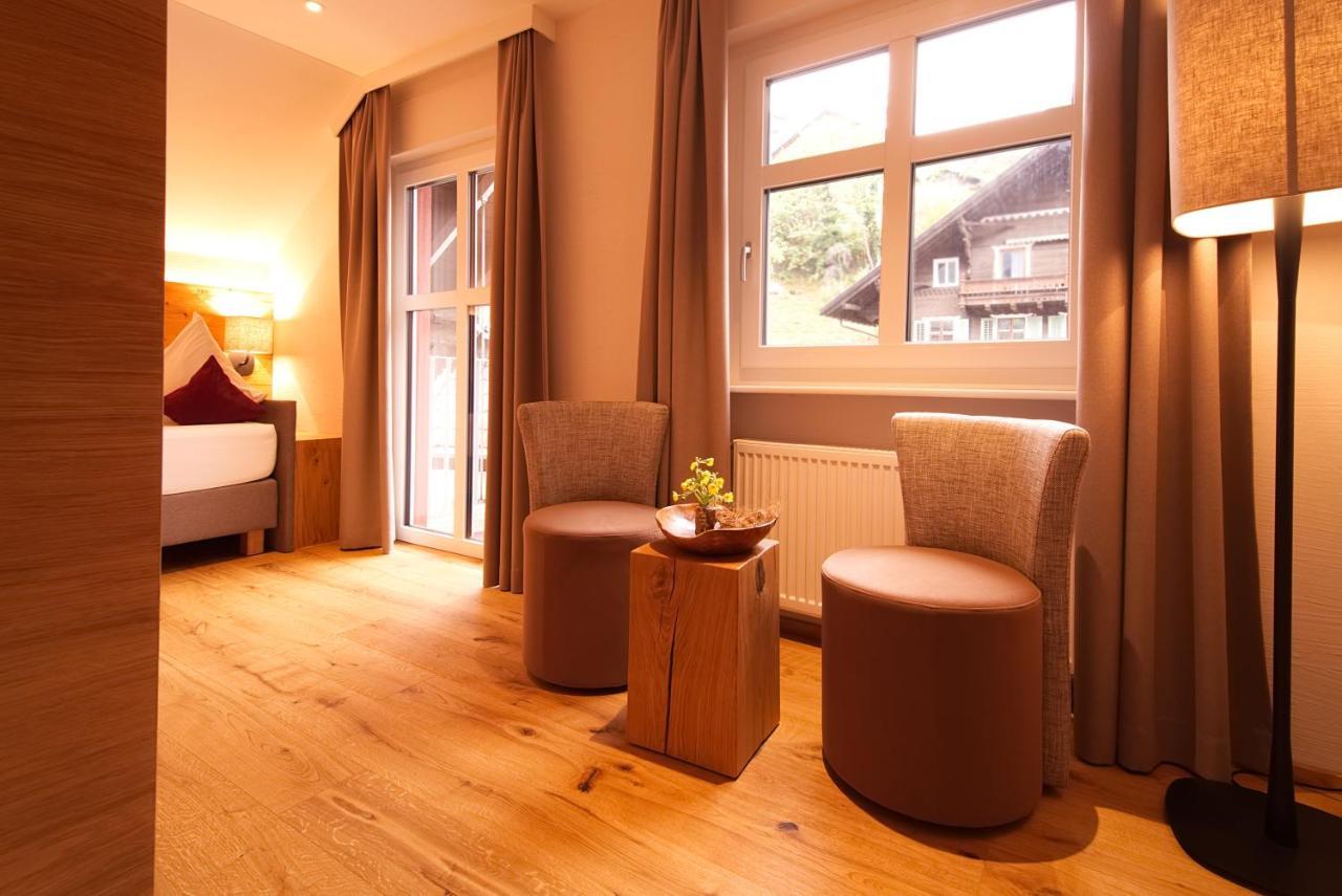 Adler Alpen Apartments 쉬룬즈 외부 사진